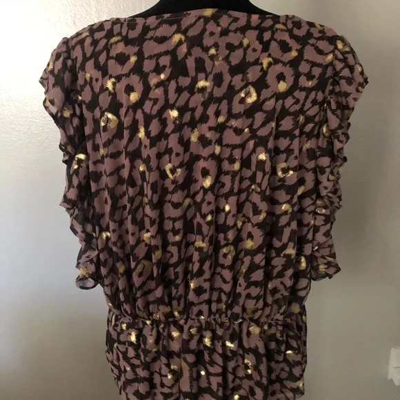 Plum and Gold leopard print ruffled top - Picture 6 of 6